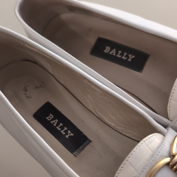 Bally "Tiffany" White Leather Loafers - Picture 2 of 10